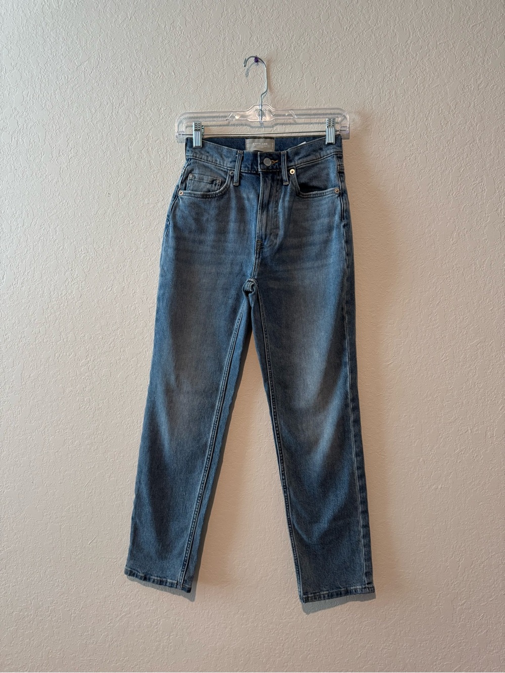 Everlane Women’s Skinny Jeans in Mid Blue